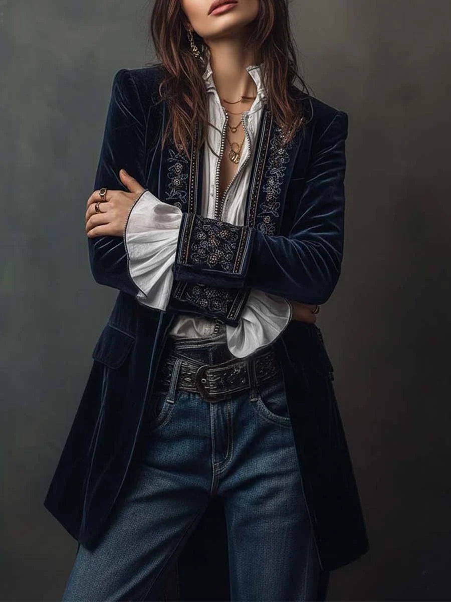 Aura | Blazer Largo con Bordados Vintage
