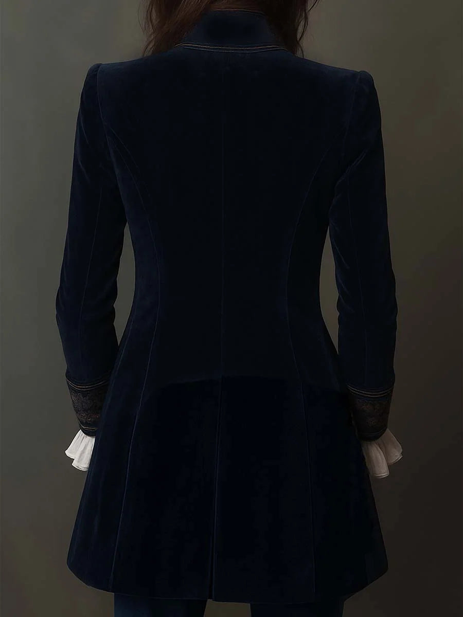 Aura | Blazer Largo con Bordados Vintage